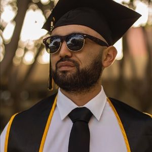 Meet your Posher, Daniel